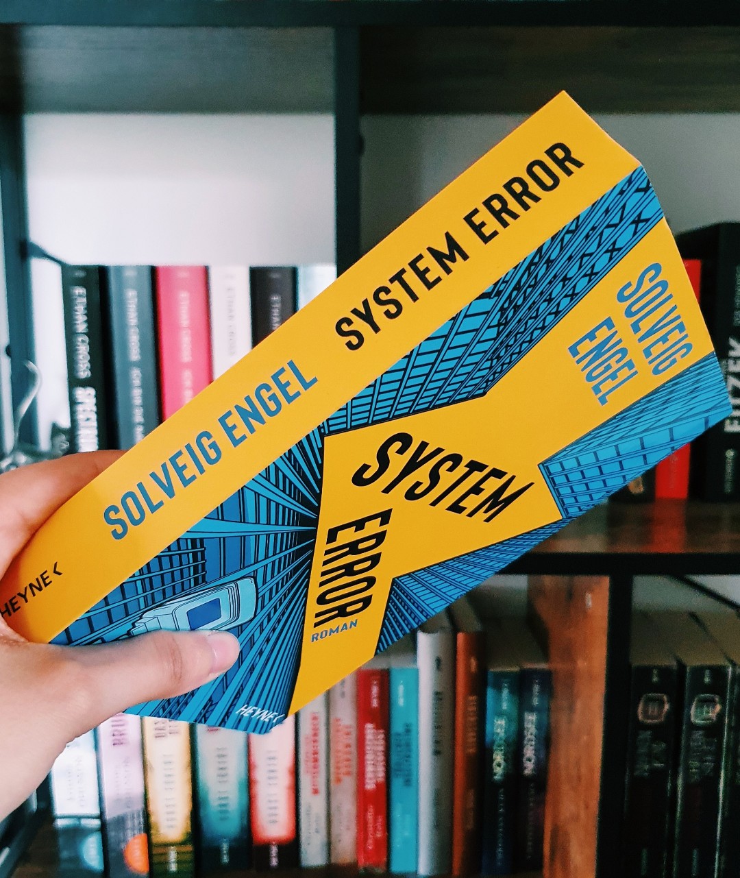 System Error?! Was, wenn man Verbrechen verhindern könnte, bevor sie überhaupt geschehen? 