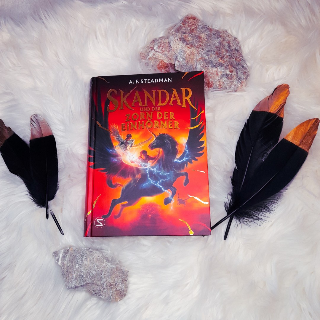 Einhörner sind süß und brav? Nicht in diesem genialen, Harry Potter ähnlichen Buch!