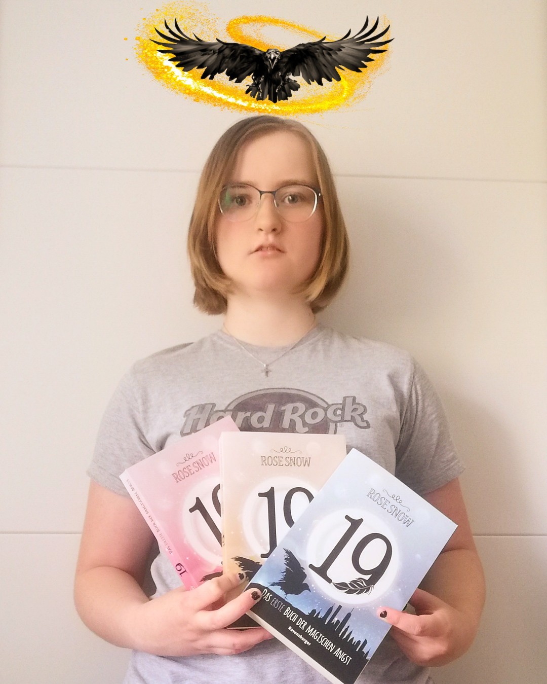 Reihenrezension
4 Sterne | Pluspunkte: emotional, spannend, unerwartet, schnell beendet | Minuspunkte: zu viel hin und her, unnötige Wiederholungen