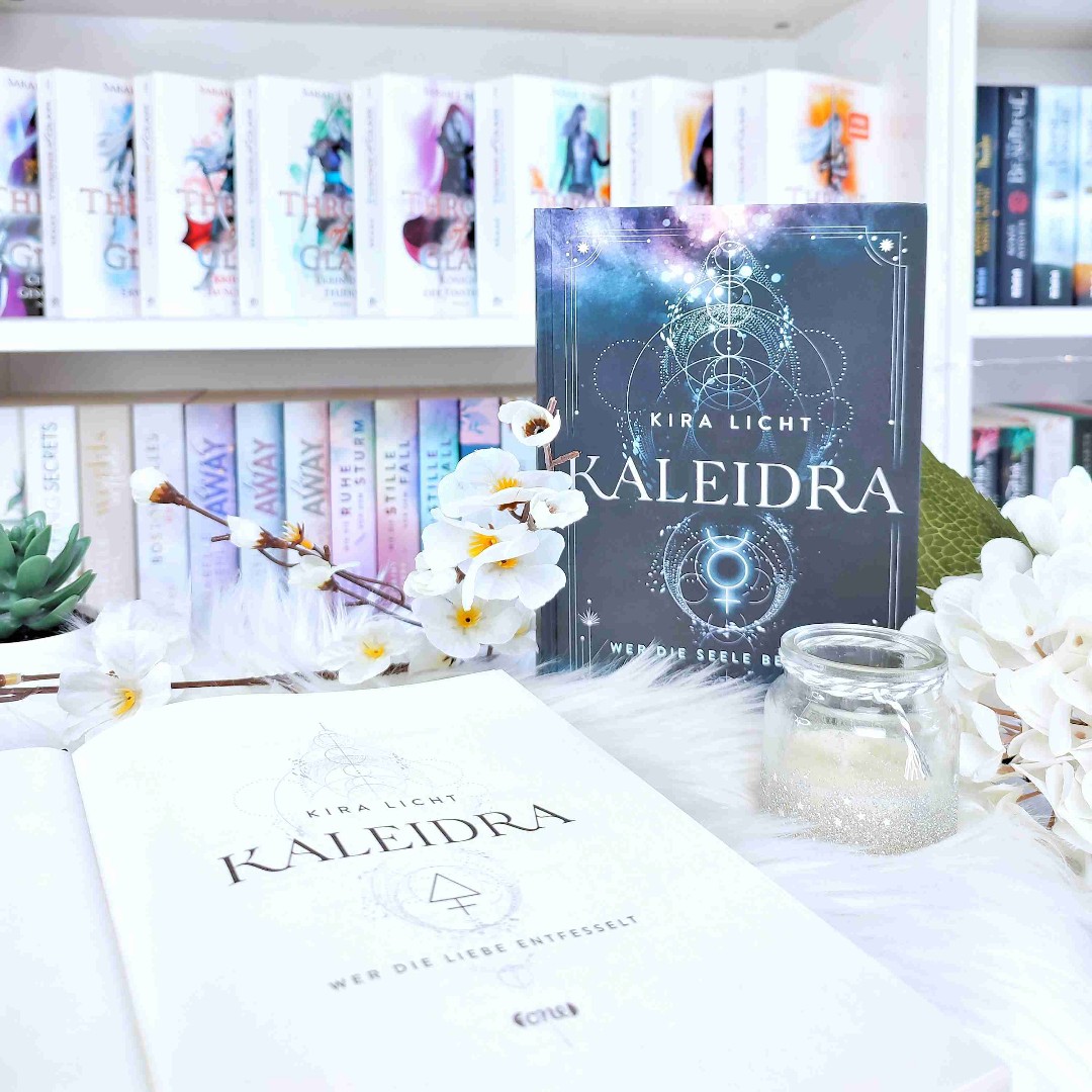 Kaleidra ist eine klare Reihenempfehlung an euch. Wenn ihr Dystopien, Alchemie und nervenaufreibende Spannung voller knifflige Rätsel mögt, dann ist diese Jugendbuchreihe definitiv etwas für euch.