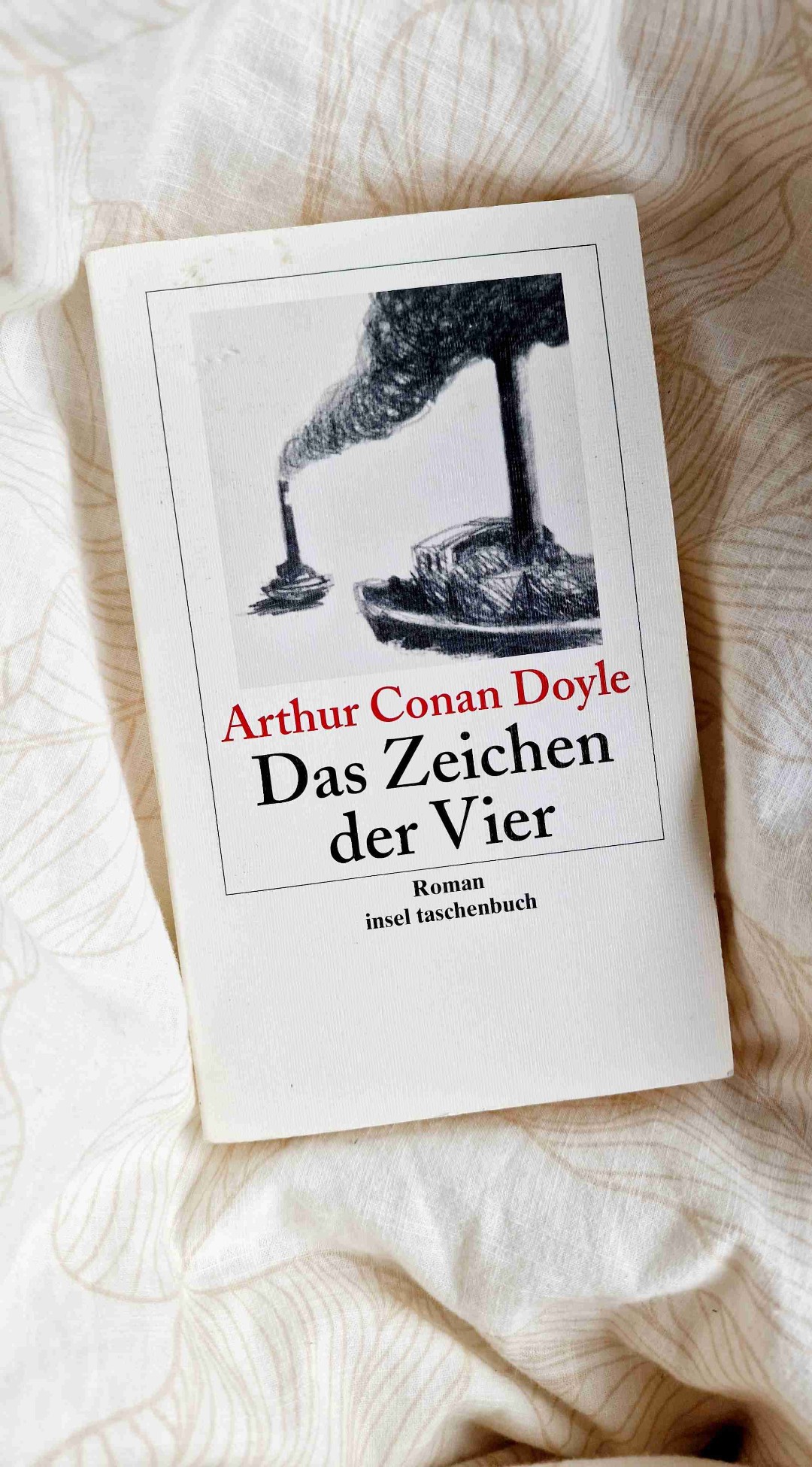 Jeder sollte die Sherlock Holmes Bücher mal gelesen haben! 💫