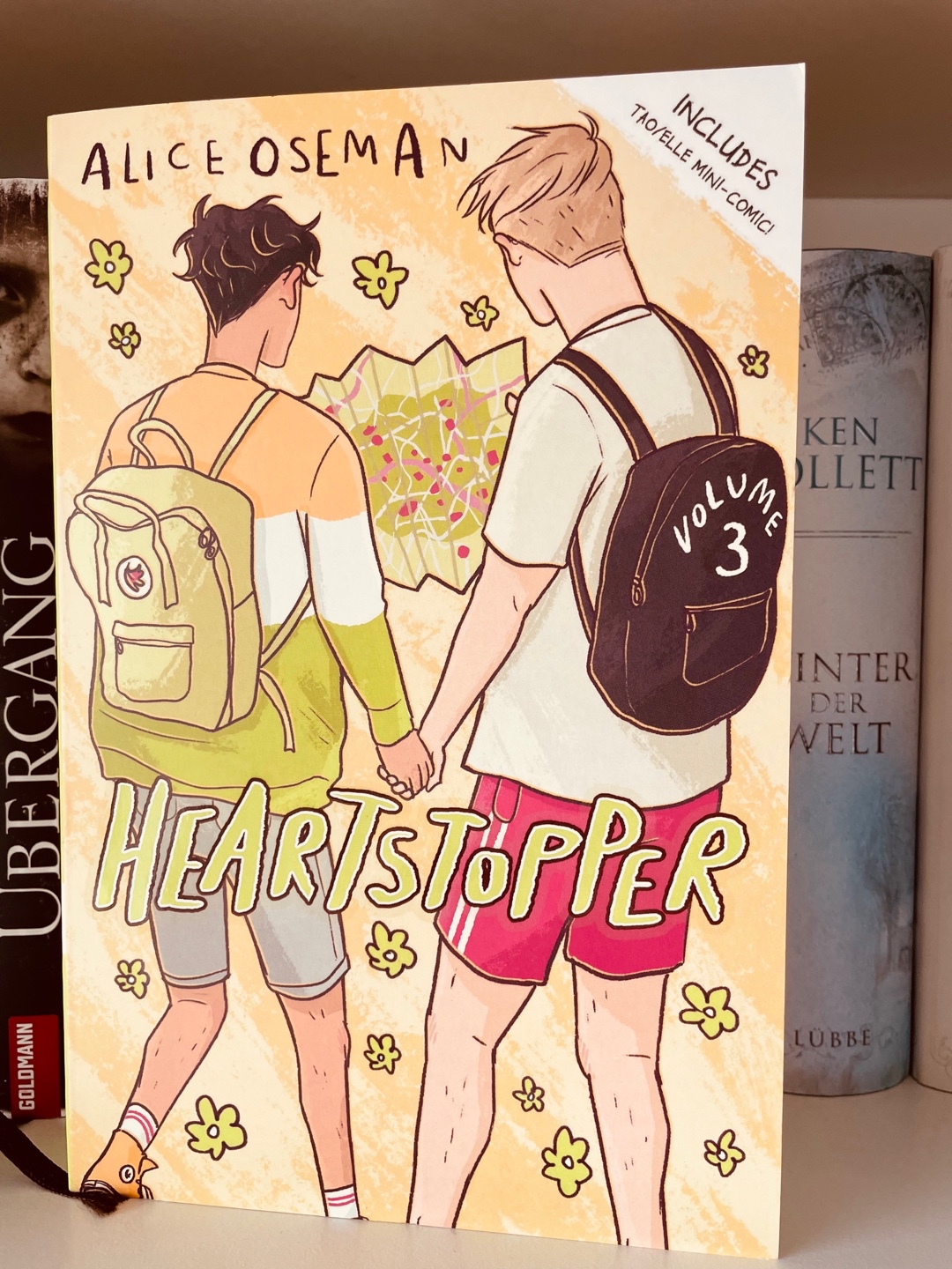 Zu der Heartstopper Serie gibt es nicht mehr viel zu sagen. Einfach eine so, so wunderschöne Geschichte und mit jedem Band liebt man Charlie und Nick noch mehr und fühlt ihre Situation noch mehr nach ♥️ Einfach was fürs Herz ohne dabei kitschig und realitätsfern zu sein