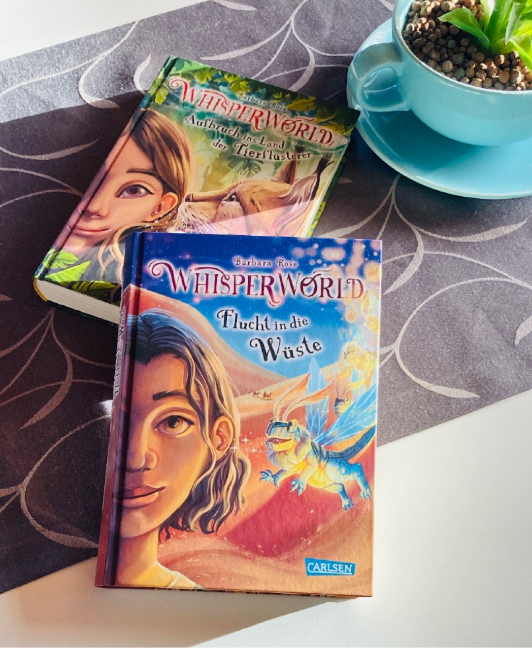 Hach diese Reihe ist einfach was ganz besonderes! Wer auf der Suche nach einer tollen Reihe für Kinder ab 9 Jahren ist sollte hier mal einen Blick rein werfen! Man kann wirklich einiges über Natur, Artenschutz, gefährdete oder ausgestorbene Toere usw. lernen. Auch in Teil 2 warten wieder Abenteuer und Herausforderungen auf die Gruppe an denen sie wachsen können. Ich bin gespannt wie es weitergeht