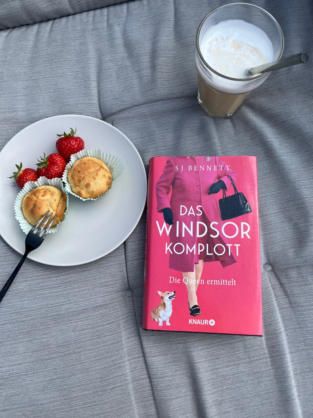 Ein englischer Cozy-Crime im Zeichen der Queen