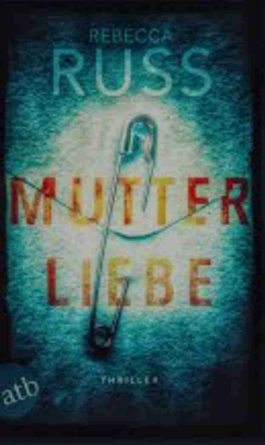 Mir hat es gut gefallen, es ist weder sehr verwirrend noch brutal. Ein Thriller der sich flott über ein verregnetes Wochenende lesen lässt.