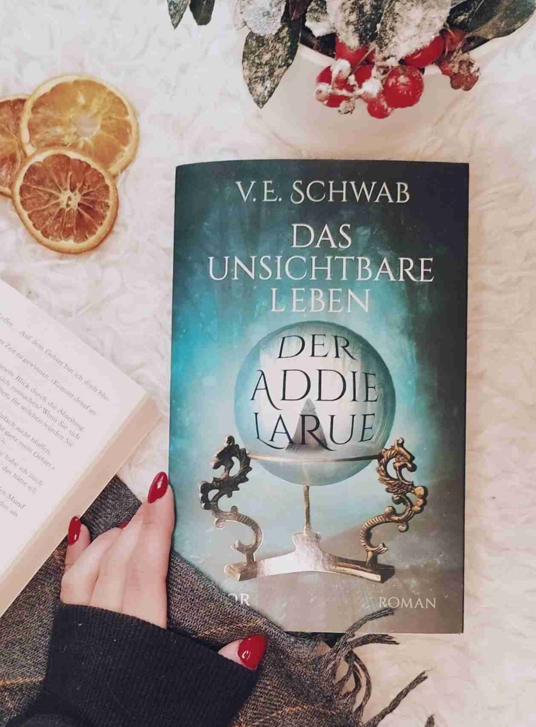 Eine so andere, besondere und ergreifende Fantasygeschichte. Liebe dieses Buch! 