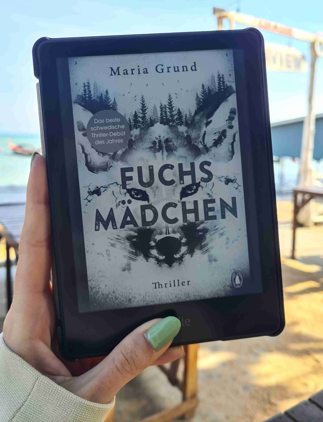 Ich habe einige Seiten gebraucht, um mit der Geschichte warm zu werden, aber dann hat sie mich nicht mehr losgelassen. Super spannender Thriller!