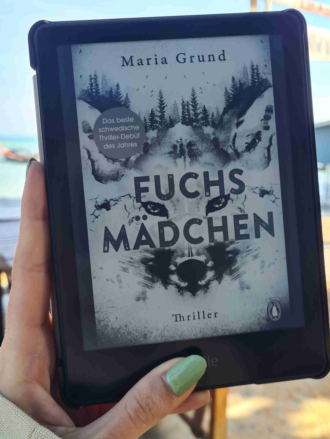 Ich habe ein paar Seiten gebraucht, um in die Geschichte reinzukommen, aber dann hat es mich richtig gepackt. Toller Thriller!