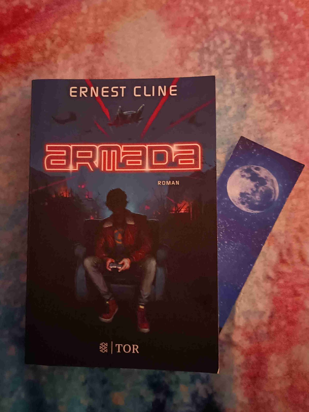 Ein unglaublich geiles Buch und ein Muss für jeden Gamer.
Besonders für diejenigen, die Ego-Weltraum-Shooter lieben.