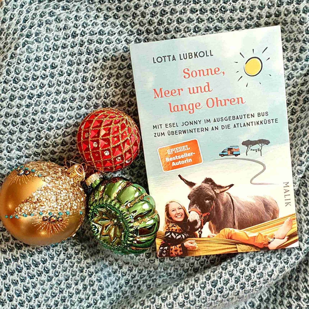 Ein charmantes Buch über das Reisen mit Haustier, das Alltagsgeschichten und Abenteuer vereint. Lesens- und liebenswert!