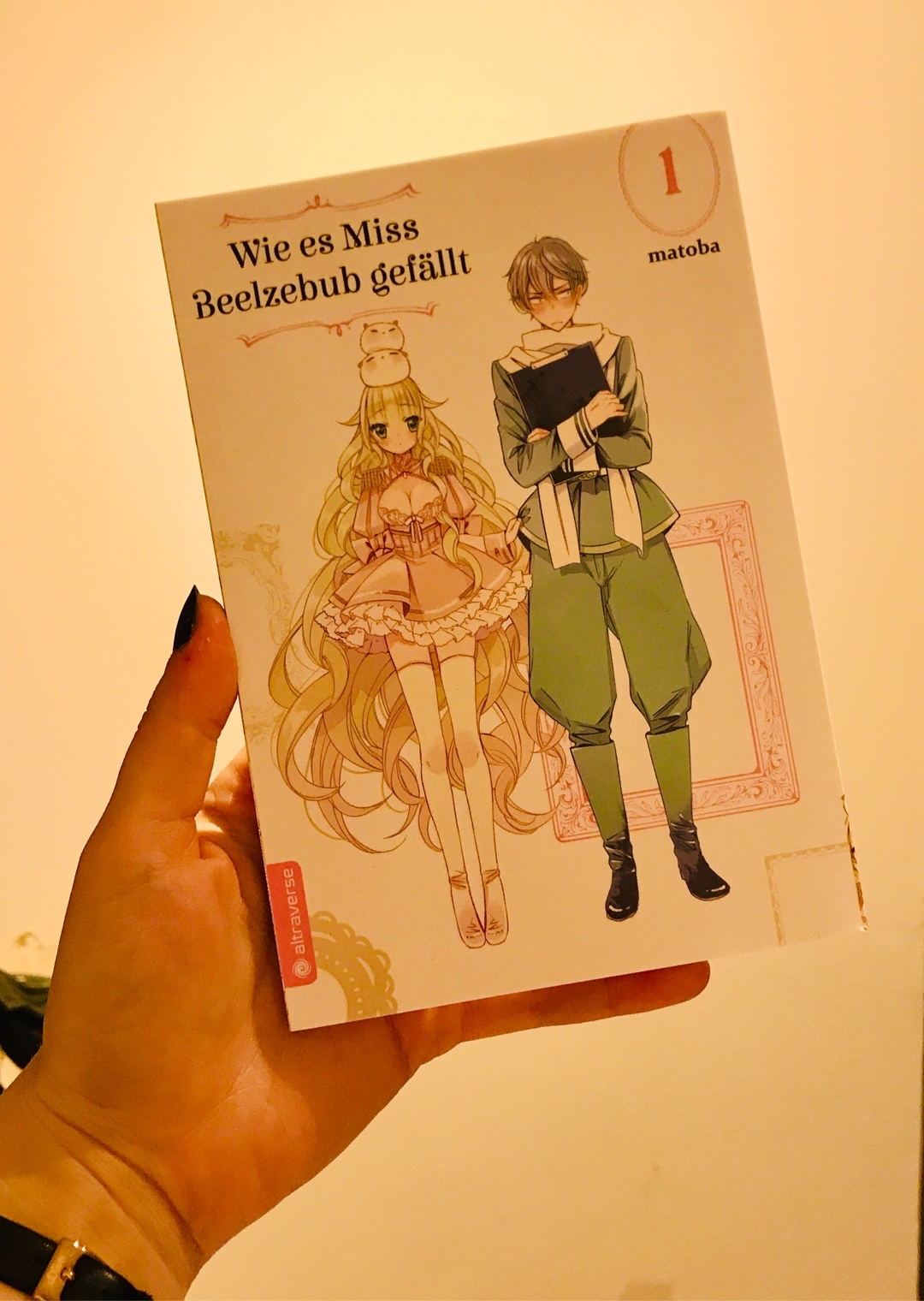 Süßer und sehr witziger Mangaauftakt, der allerdings mehr auf Alltagsstorys in Kapitelweise setzt:)