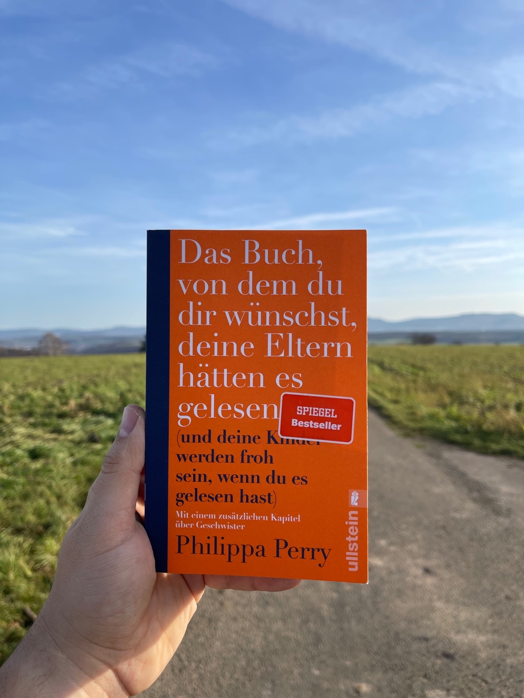 Sehr gutes Buch, was einem einen etwas anderen Blickwinkel auf die Erziehung der Kinder gibt. Hat mir in ein paar Situationen schon weitergeholfen. Absolute Empfehlung.