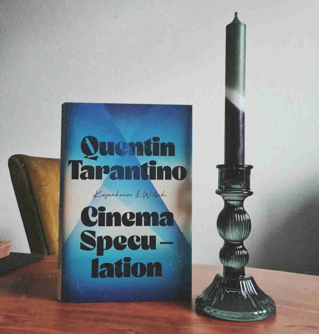 Für Tarantino und Film Fans eine kleine Schatzsuche, für alle anderen wahrscheinlich langatmig.