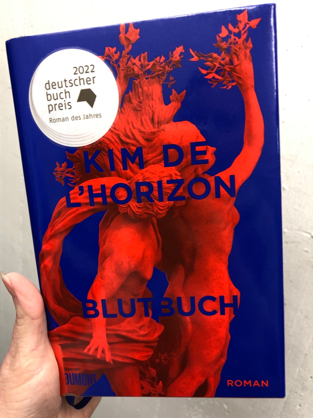 Ein ganz besonderer Stil, nicht immer einfach aber teilweise wirklich tiefgründig.