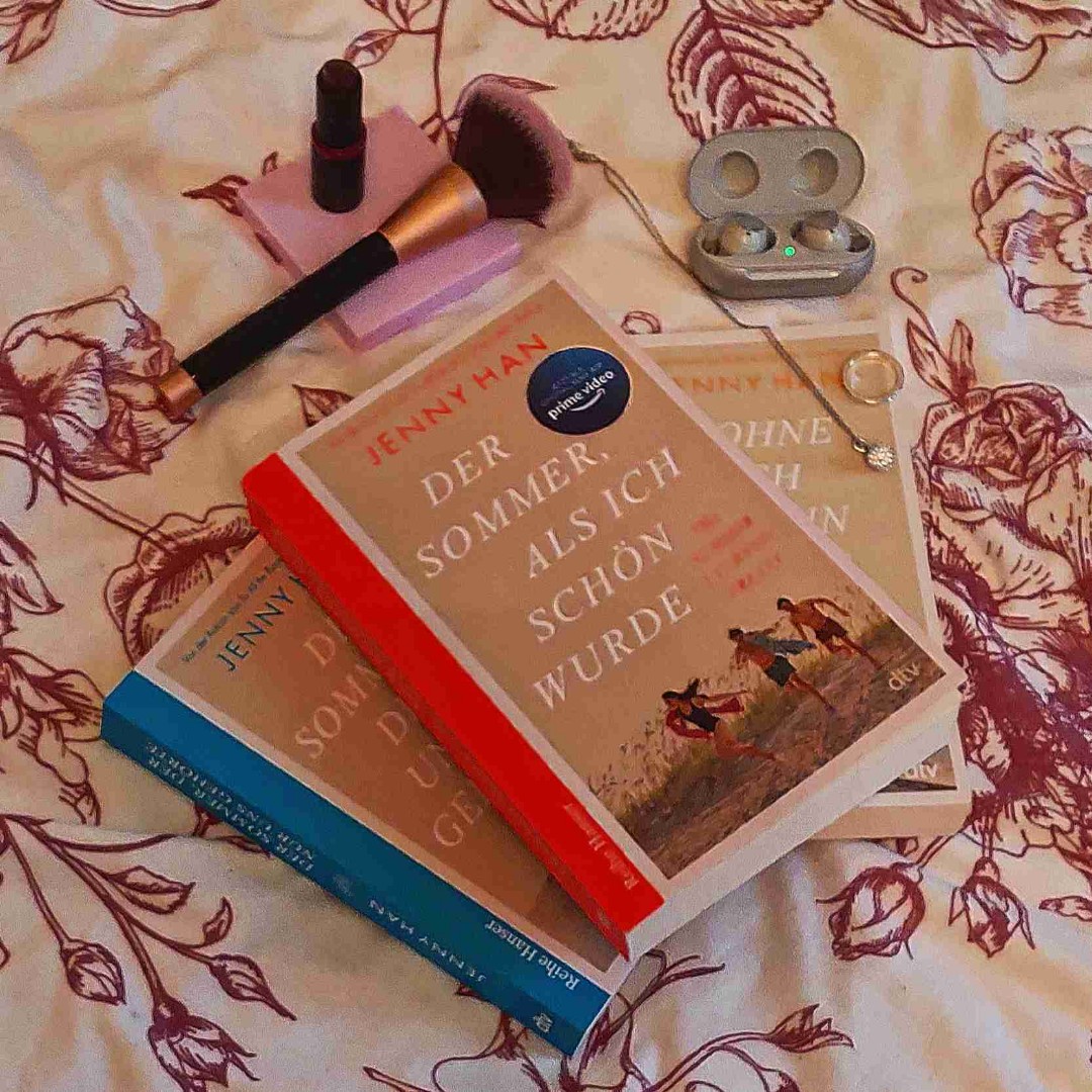 Ein Sommer der alles verändert.
Ich weiß echt nicht, was ich sagen soll. Das Buch hat mich umgehauen. Ich dachte das Buch kann die Serie nicht toppen, aber das hat es. Die Beziehung zwischen Belly und den Charakteren sind viel verständlicher Aufgebaut und werden durch den Schreibstil der Autorin viel schöner.