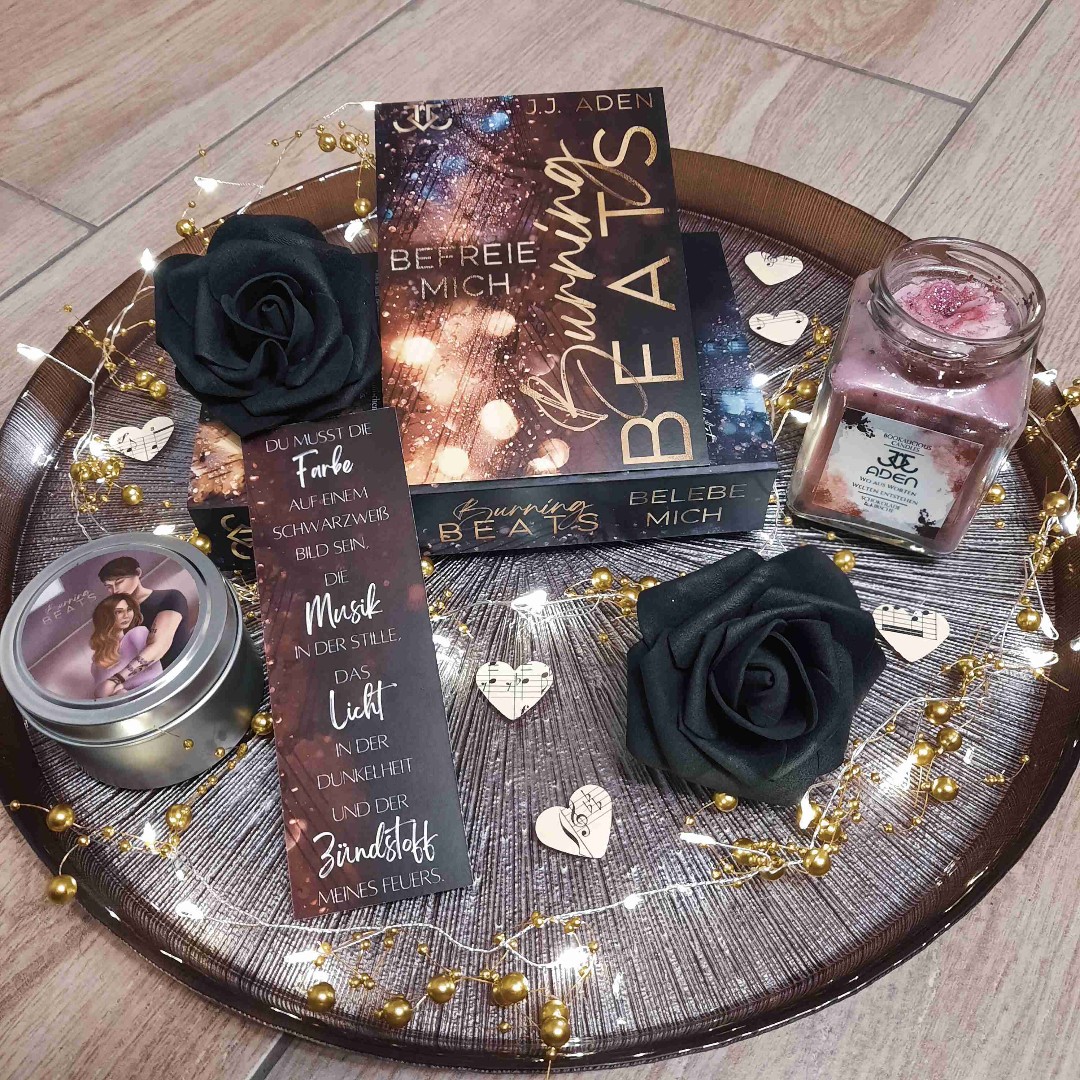 "ɪᴄʜ ʙɪɴ ᴠᴇʀʟᴇᴛᴢᴛ ᴜɴᴅ ɢᴇʙʀᴏᴄʜᴇɴ. ᴋäᴍᴘғᴇ ᴍɪᴛ ᴍᴇɪɴᴇɴ äɴɢsᴛᴇɴ. ᴅᴏᴄʜ ᴇɪɴᴇɴ ᴋᴀᴍᴘғ ʜᴀʙᴇ ɪᴄʜ sᴄʜᴏɴ ʟᴀɴɢᴇ ᴠᴇʀʟᴏʀᴇɴ, ᴅᴇɴ ᴋᴀᴍᴘғ ᴜᴍ ᴍᴇɪɴ ᴇɪɢᴇɴᴇs ʜᴇʀᴢ. " 