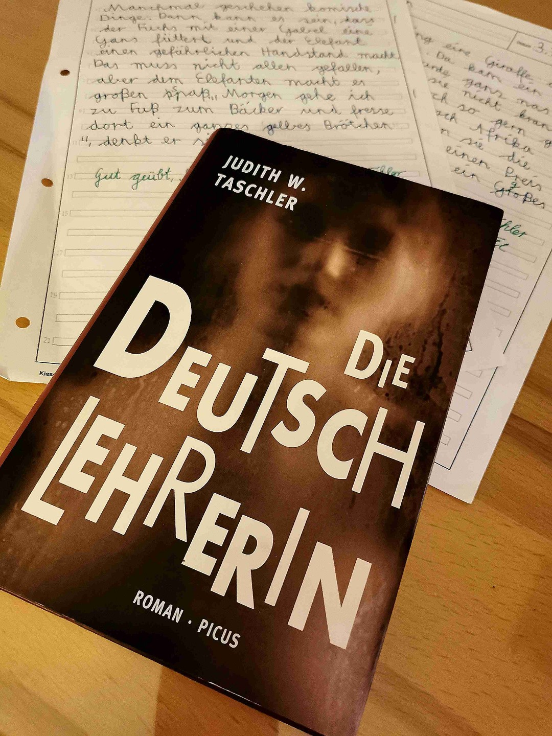 Eine Liebesgeschichte, spannend wie ein Psychothriller.