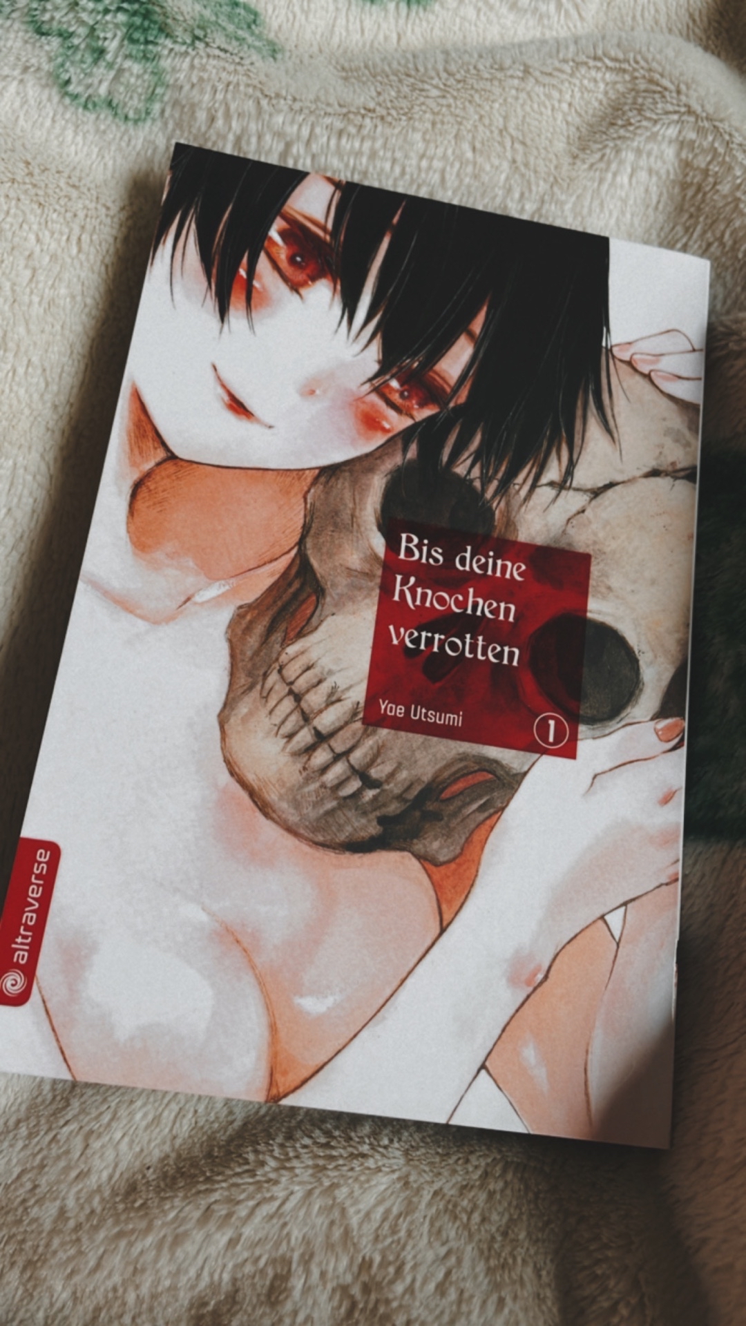 Es ist so viel passiert in dem Band und alle sind ultra sus oder nicht? Akira am allermeisten, vor allem bei dem Ende, aber auch der Anrufer. So viele Fragen! 😨