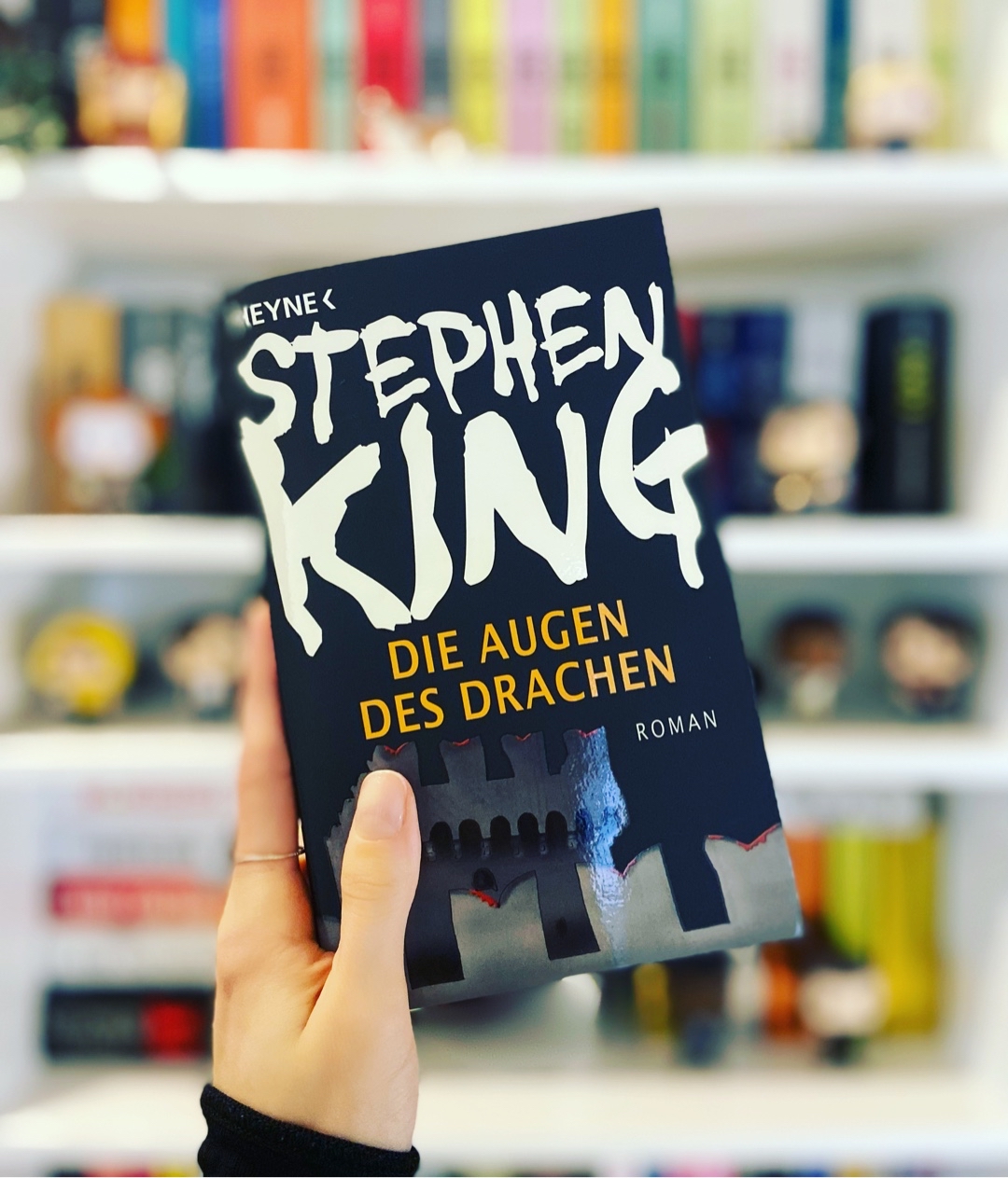 Dieses Buch war eher nichts für mich. Für mich eines seiner schwächsten Bücher