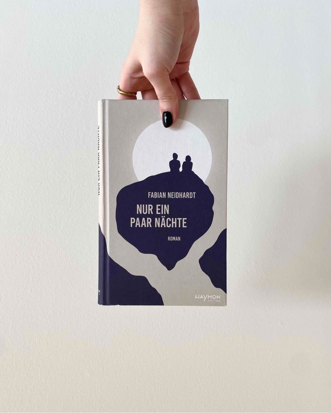 Fabian Neidhardts Roman „Nur ein paar Nächte" trifft dich völlig unerwartet mitten ins Herz. 💘