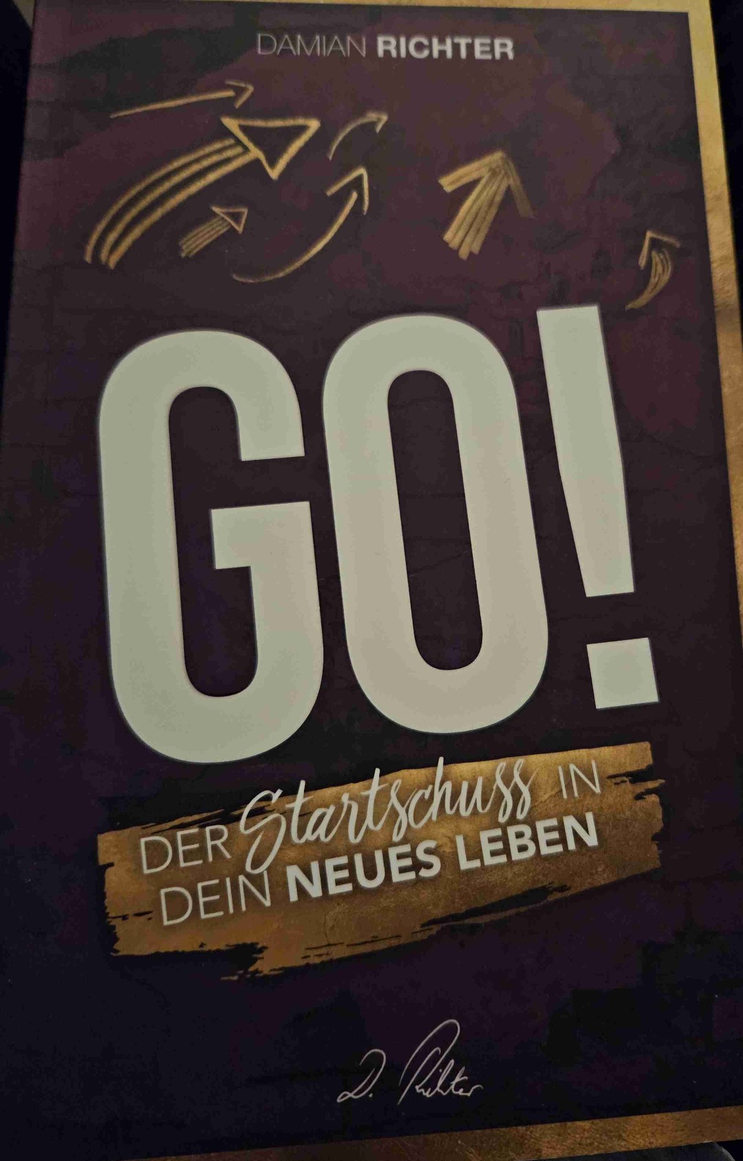 Ich liebe dieses Buch. Es ist einfach genial.