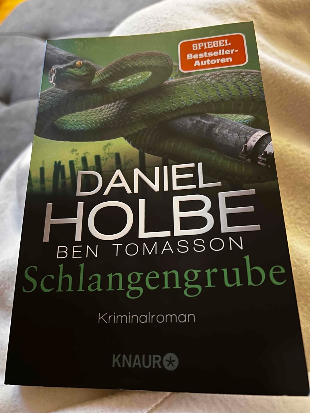 Wer ist die Tote in der Kiste?