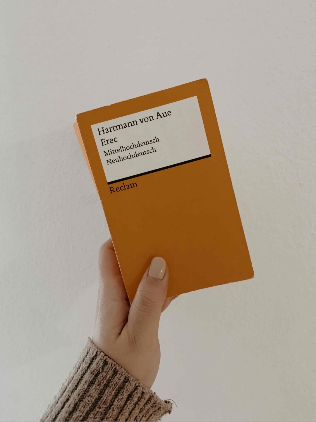 Ganz nette Geschichte, die ich für die Uni lesen musste. In meiner Freizeit würde ich das eher nicht lesen 😂
