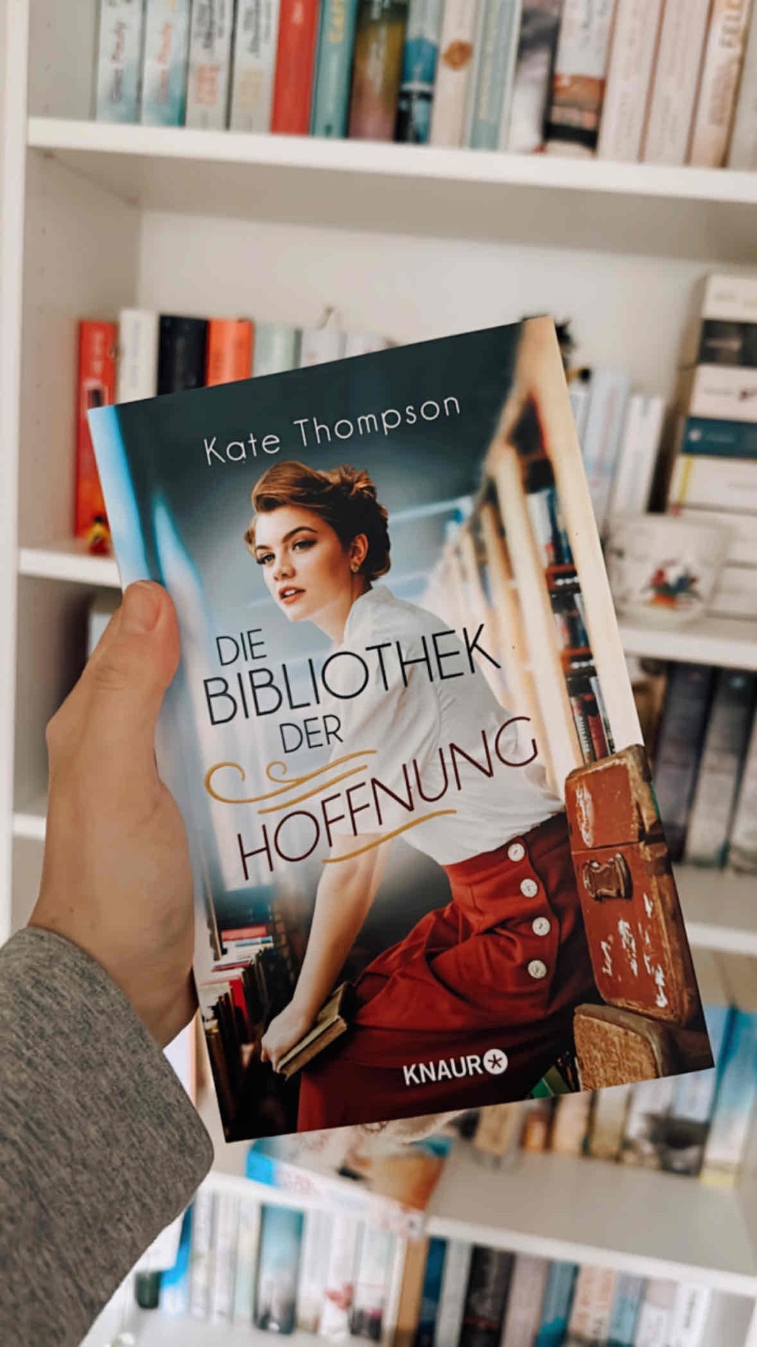 Ein grandioser Roman ! Der Schreibstil war einfach wunderbar. Die Protagonisten so sympathisch ! Für mich ein absolutes JAHRESHIGHLIGHT ⭐️ ⭐️⭐️⭐️⭐️
