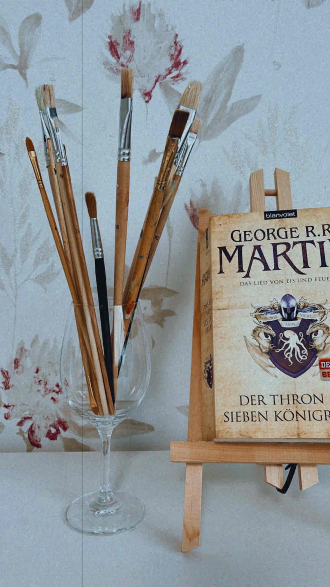 Der dritte Teil war wie die anderen Teile gut zum lesen und die Serie ist auch sehr nah an den Büchern orientiert.