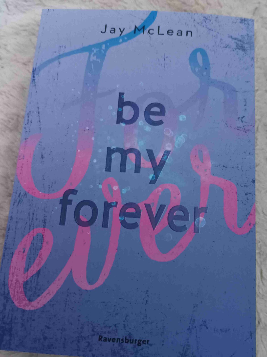 Das Buch war grandios. Und sehr fesselnd. Wollte es kaum aus der Hand legen so gut fand ich es. 🥰