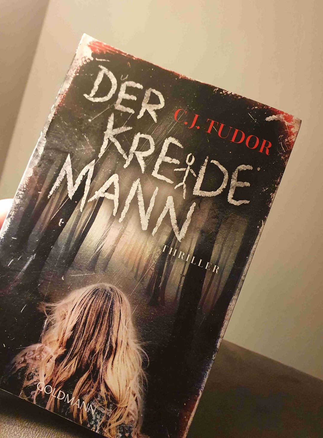 Solider Thriller, kann man lesen, muss man nicht. 
