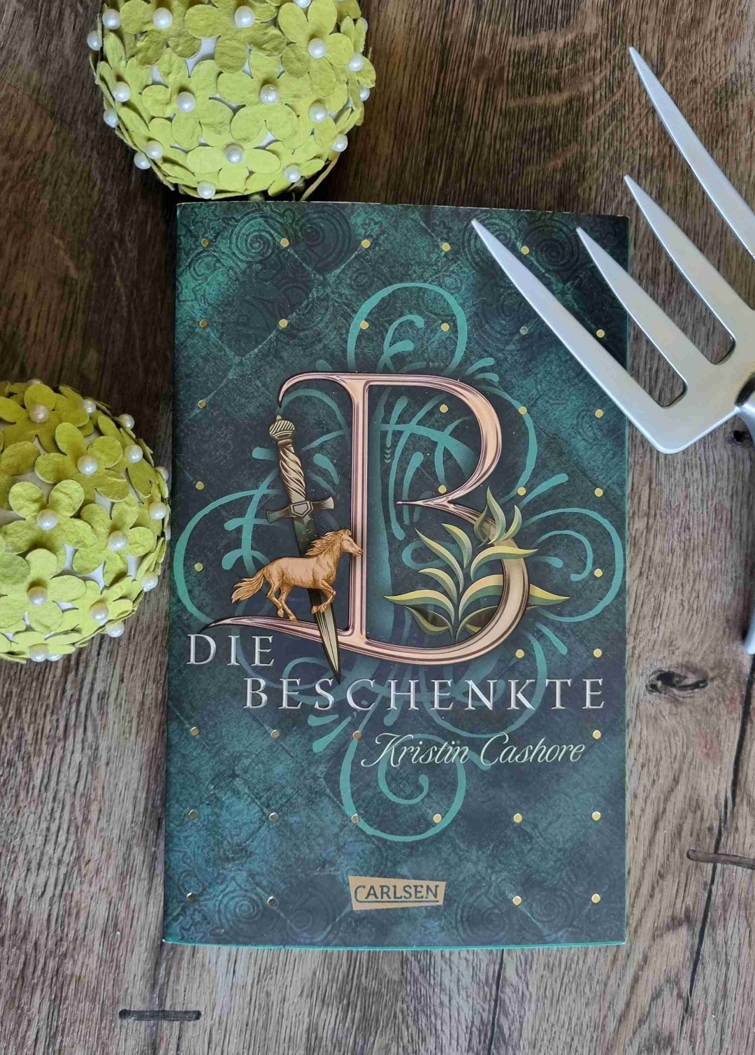 Toller Auftakt der Fantasy Reihe inklusive Lovestory