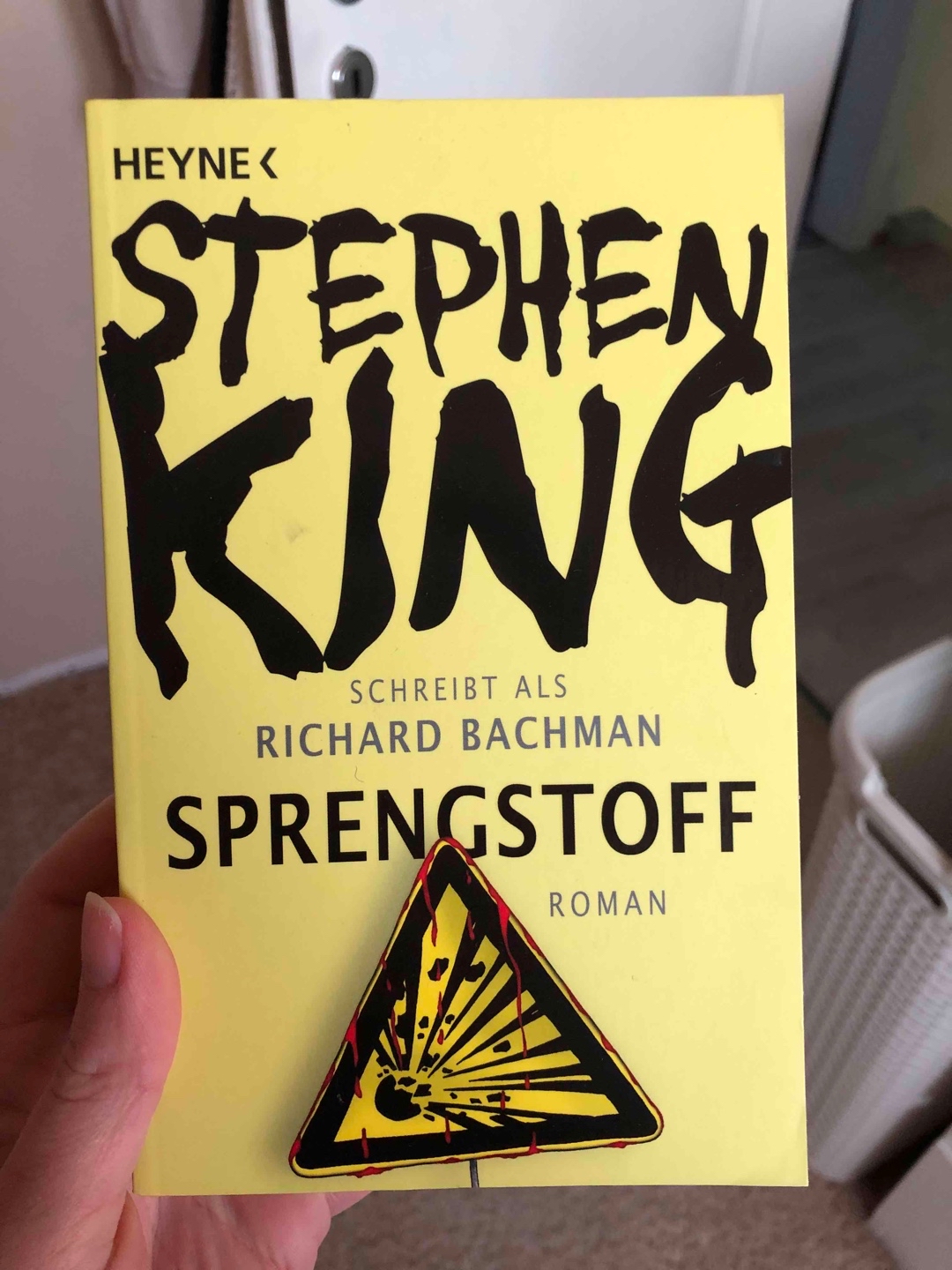 Eine interessante Geschichte, mit viel Dramatik, obwohl im Grunde nicht viel passiert.