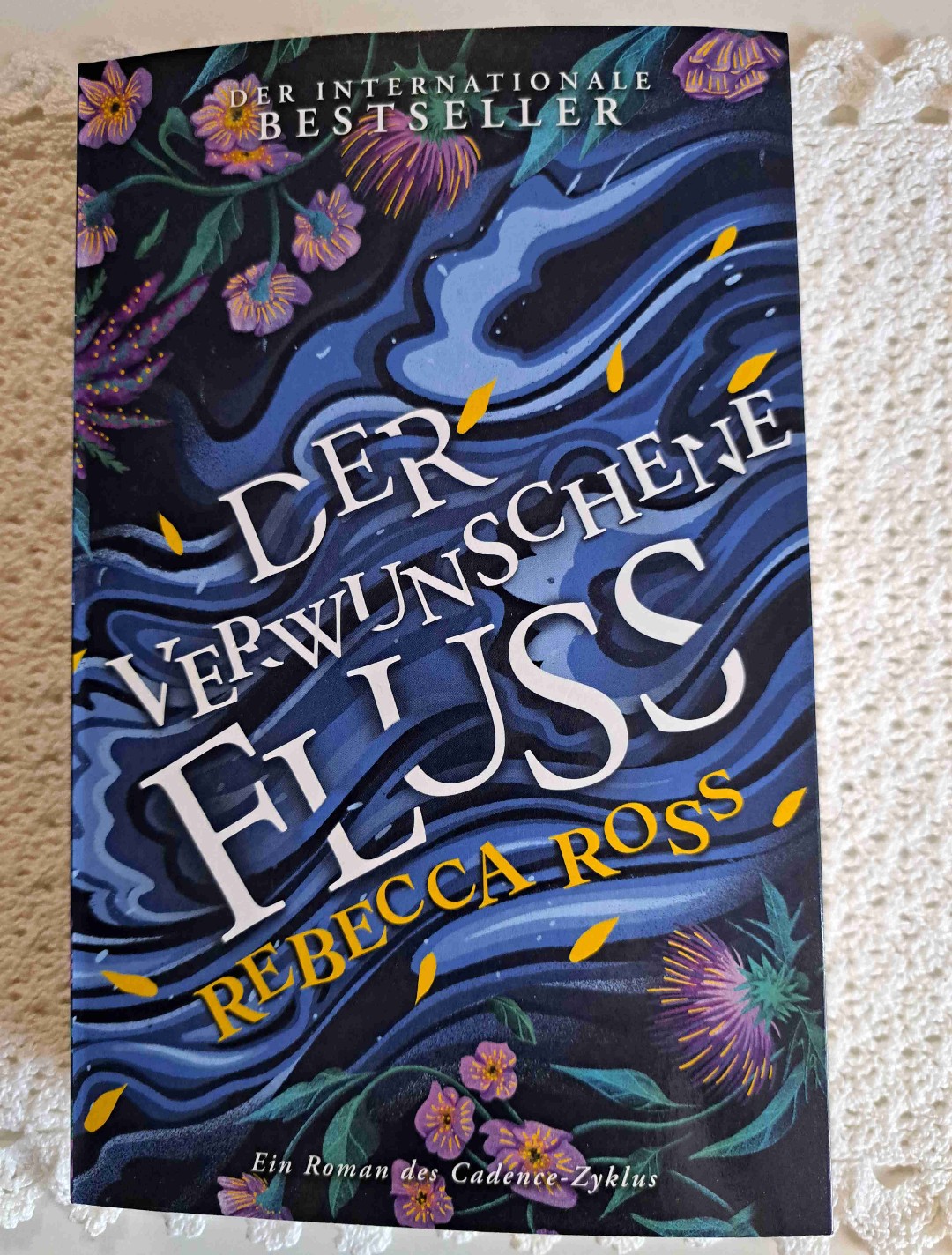 Ein ruhiger, mystischer Fantasyroman. Ich habe ihn geliebt.