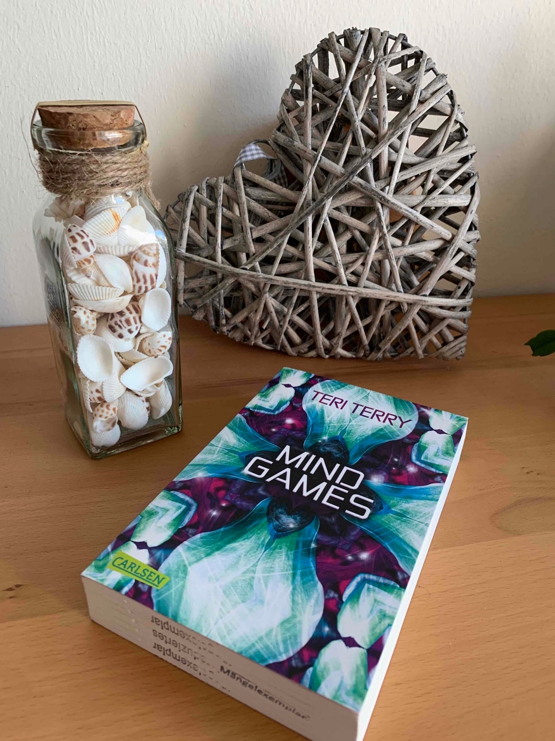 𝑬𝒊𝒏 𝒔𝒑𝒂𝒏𝒏𝒆𝒏𝒅𝒆𝒔 𝑱𝒖𝒈𝒆𝒏𝒅𝒃𝒖𝒄𝒉 𝒎𝒊𝒕 𝒌𝒍𝒆𝒊𝒏𝒆𝒏 𝑺𝒄𝒉𝒘ä𝒄𝒉𝒆𝒏