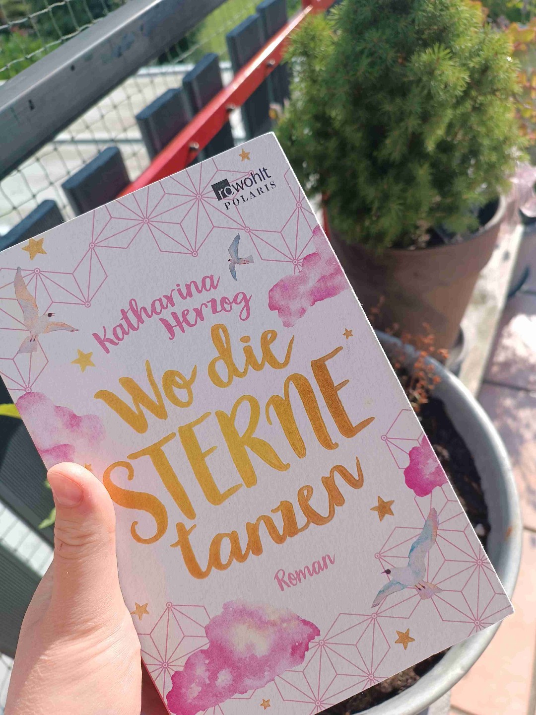 Toller Schreibstil und tolle Charaktere! Leider konnte mich das Buch nicht so packen, wie die vorherigen Bücher von Herzog!
Das Buch bietet dennoch ein paar schöne Ratschläge!
