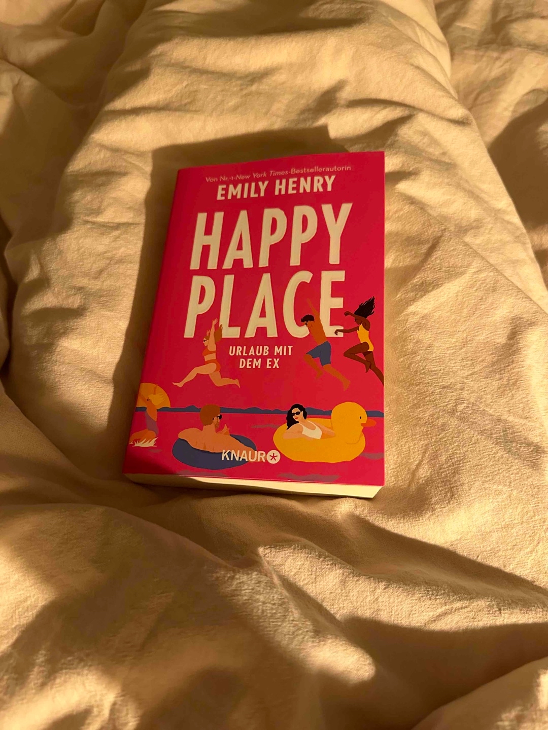 Gutes Buch 📖, sehr einfach zu lesen. 
