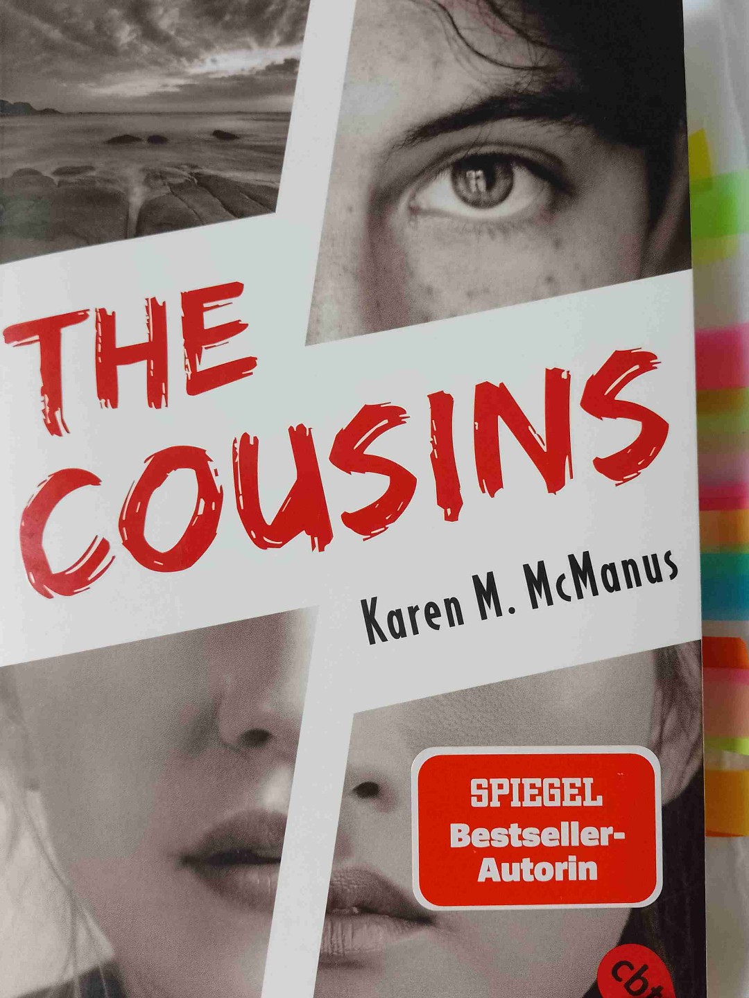 Wahnsinn, ich liebe dieses Buch, Spannung von Anfang bis Ende, eine rührende Familiengeschichte und die Liebesstory ist auch sehr schön! Ich kann es einfach empfehlen. Hat mich an die Wand starren lassen und an nichts mehr denken lassen. Das noch niemand geschafft... Danke!