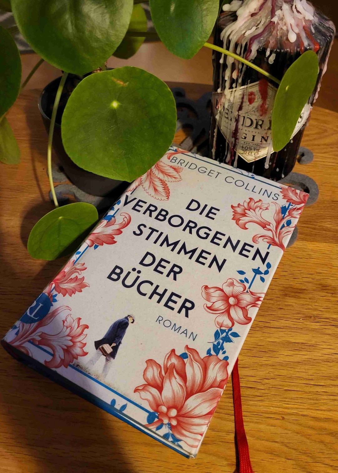 Gutes und spannendes Buch mit einem gelungenen Plottwist. Die detaliere Schreibweise, lässt einen in Emmetts Leben eintauchen. 
