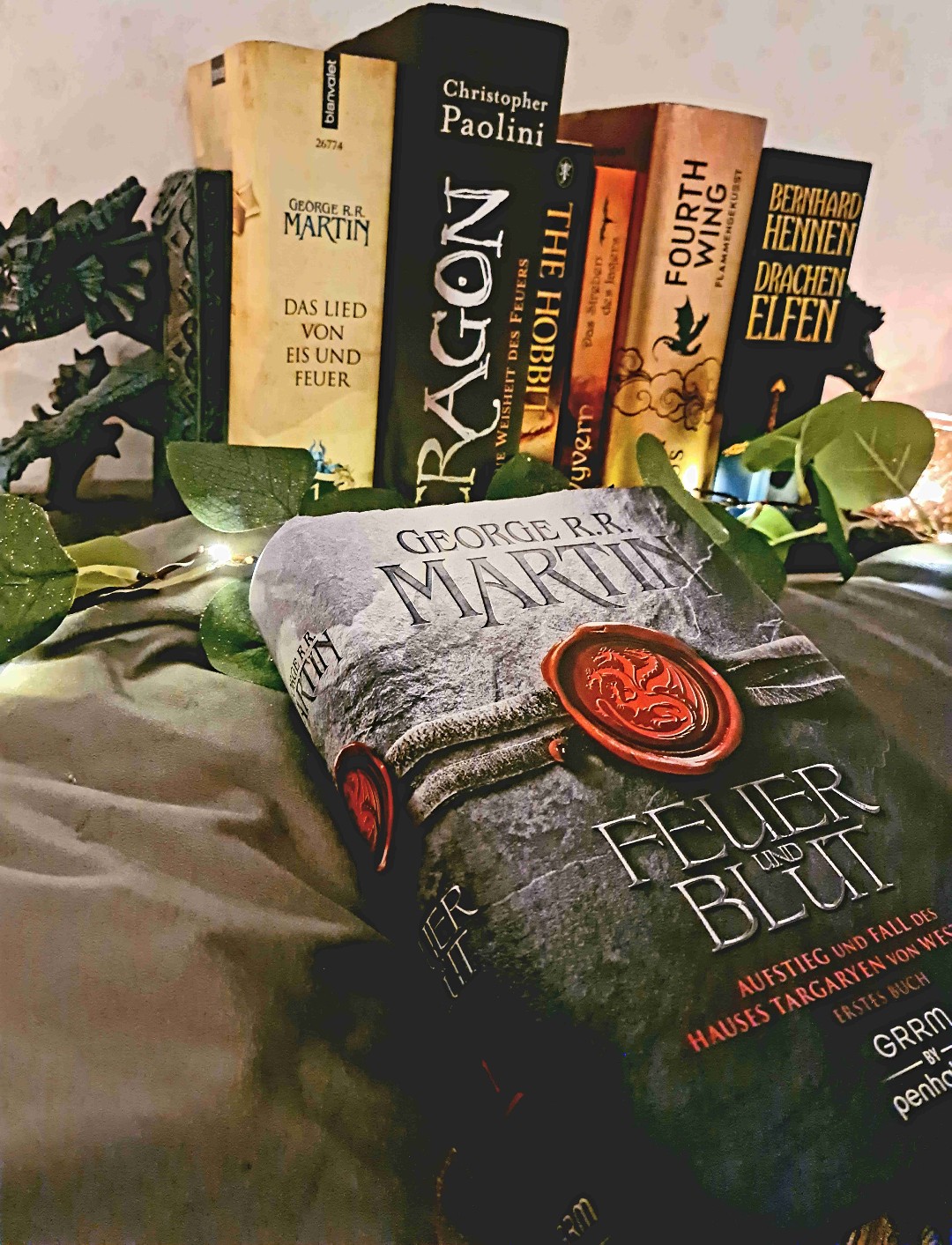 Die Chronik der Targaryen - wie der Titel und der Leitspruch des Hauses verrät: eine Geschichte von Blut und Feuer
