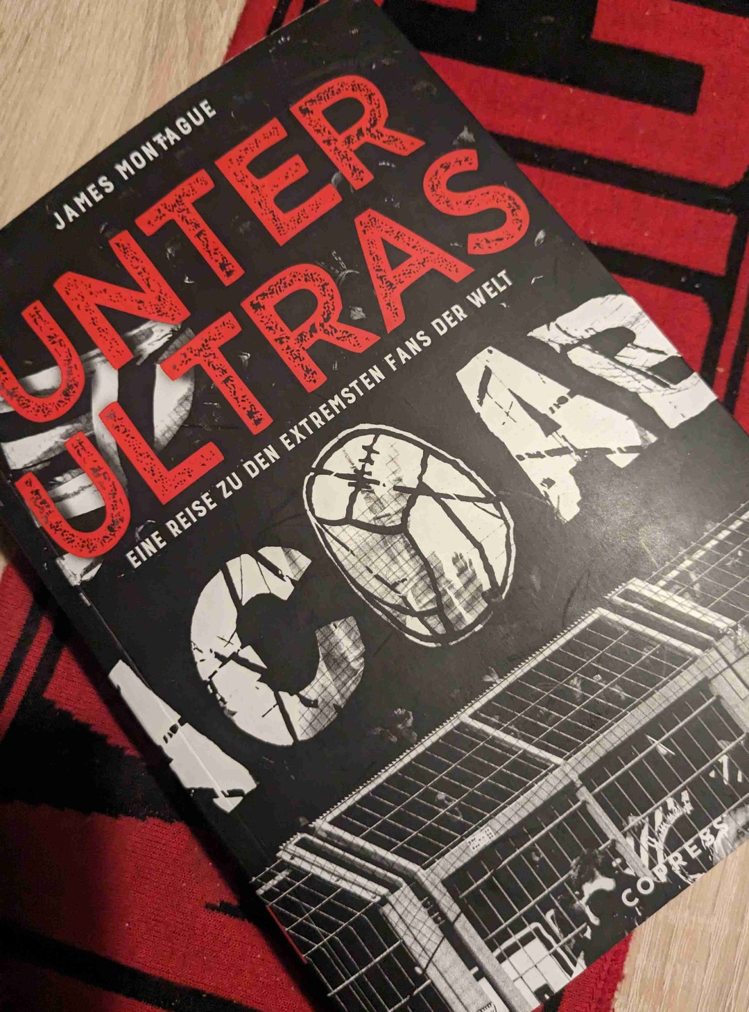 Einblick in die Subkultur "Ultras" durch die Augen eines Briten