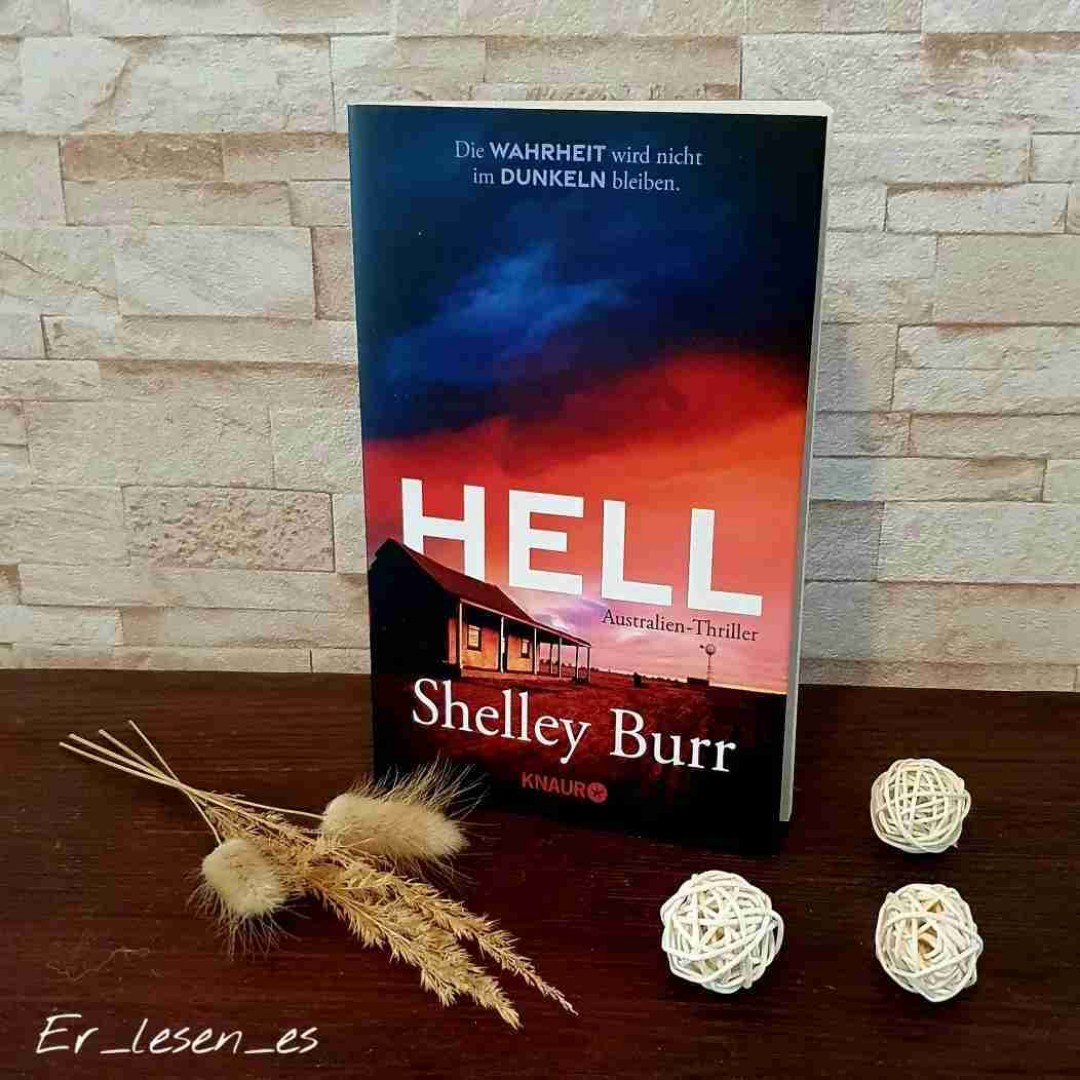 ⭐️⭐️⭐️⭐️(⭐️)
Alles in allem ein Thrillerdebüt, das sich auf jeden Fall zu lesen lohnt - für Leute mit einer Affinität zu Australien auf jeden Fall, aber auch für jeden, der gut geschriebene Thriller mag. Klare Leseempfehlung!