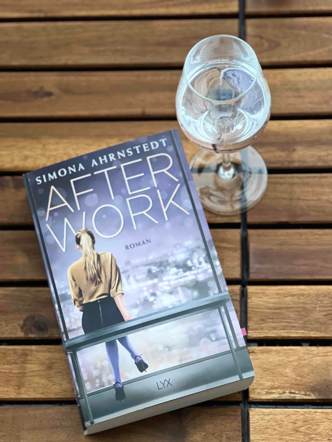Romantisch, sexy, nett: After Work kommt mit kleinen Schwächen, aber wichtiger Botschaft daher.