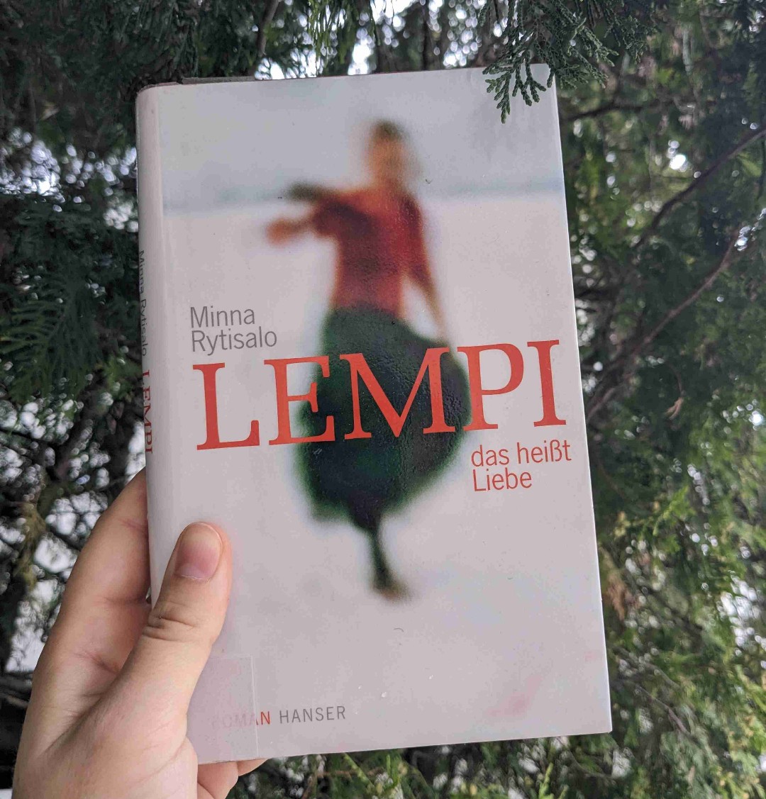 Eigentlich wollte ich zu diesem Buch keinen Beitrag verfassen. Aber "unglücklicherweise" ist es so gut, dass ich es euch ans Herz legen muss.