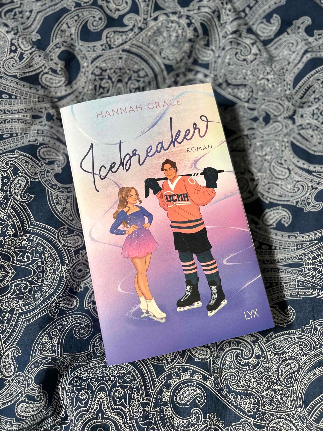 ⛸️🏒💜