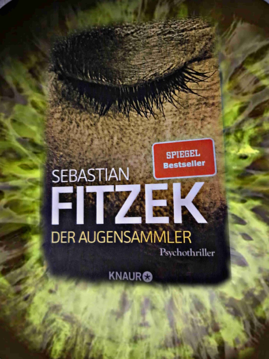 Was für eine Story! Ich war von Seite eins an gefesselt