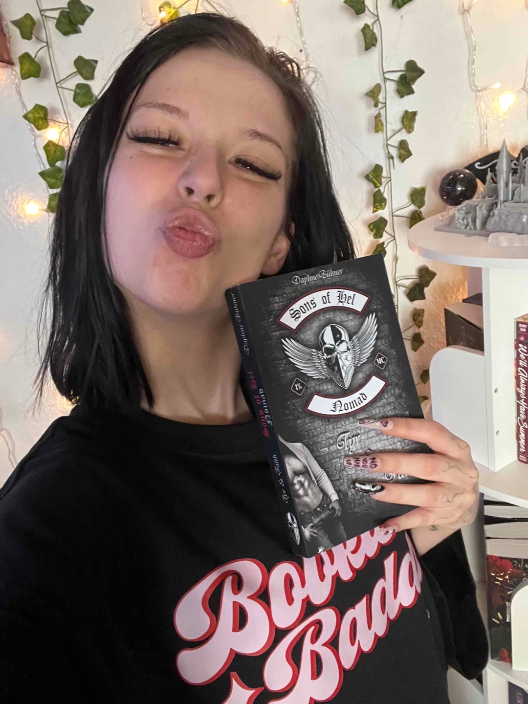 Ich kann nicht mehr dazu sagen als, das ich es Liebe!
Jeder einzelne Charakter ist einfach Pures Gold..😍💜