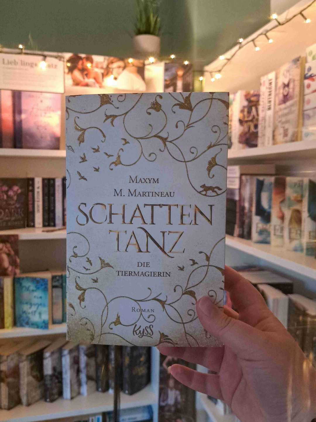 Sie ist auf der Suche nach einem Weg, um sich von den Sünden der Vergangenheit zu befreien. Er soll sie töten.