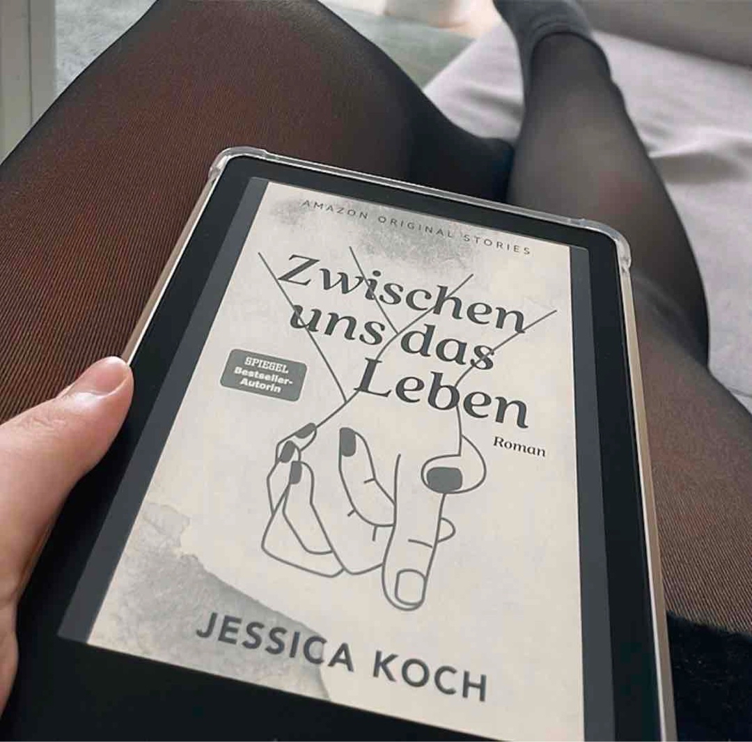 Süße kurze Geschichte - teilweise etwas schnell die Entwicklung, doch am Stuff your kindle day kostenlos und echt zu empfehlen 