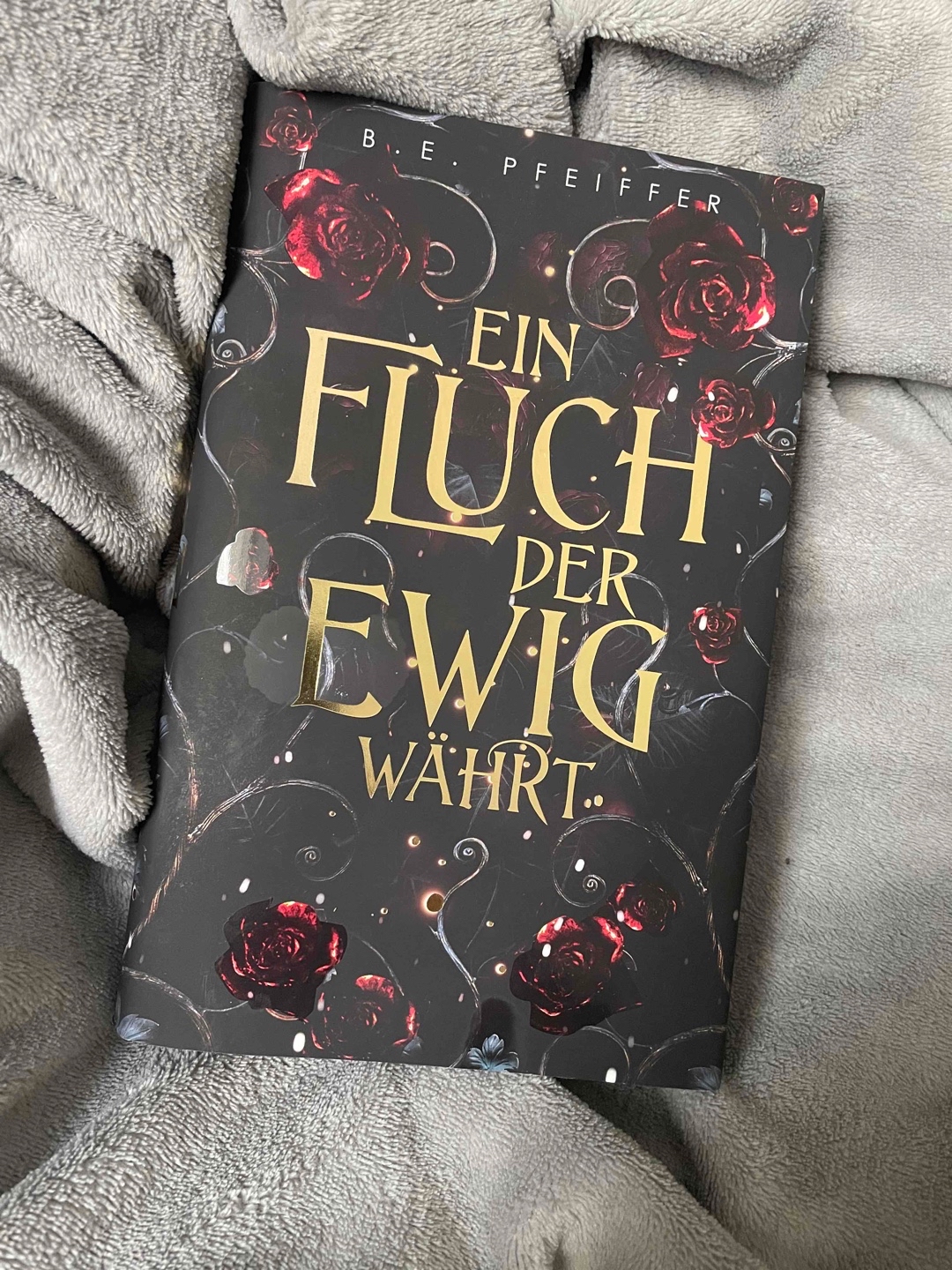 🥀Luzifer, ein Fluch und nur Sie kann ihn brechen🥀